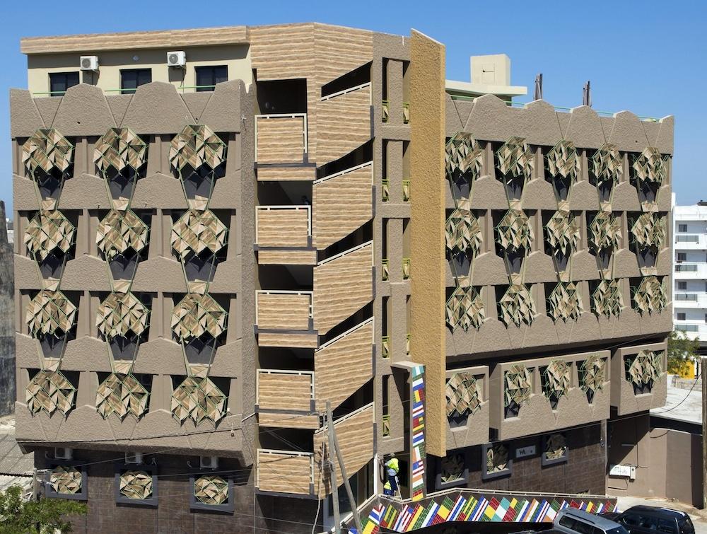Wakola Hotel Fass Dakar Exterior photo