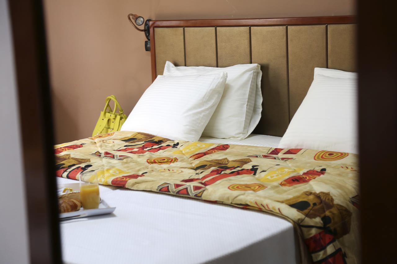 Wakola Hotel Fass Dakar Exterior photo